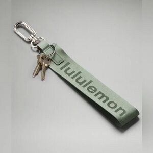 NWT Lululemon Never Lost Keychain Legacy Green Gray